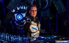 dj thera