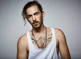 dennis lloyd