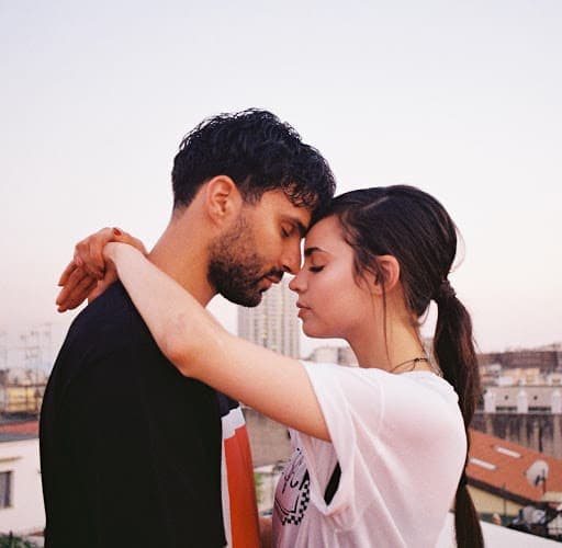 sofia carson & r3hab